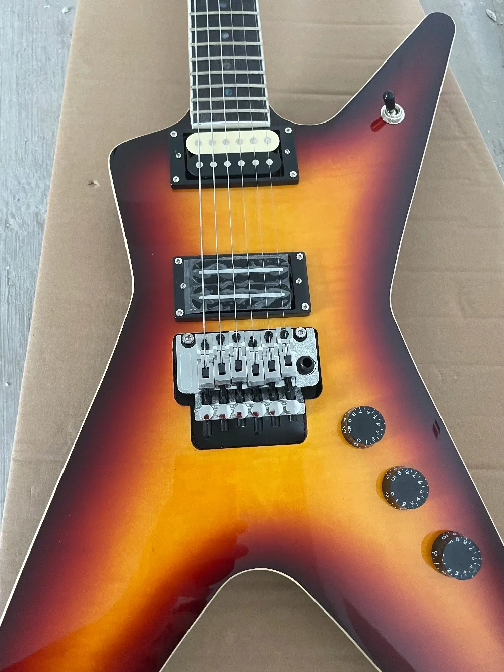 Handmade 2026 Sunset Color Veneer Custom Darrel ML Type Shaped Guitar