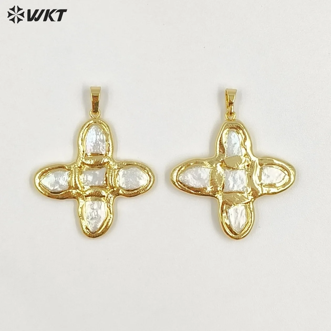 WT-JP444 Popular Design 18K Gold Plated Five Natural Freshwater Pearls Cross Pendant For Handmade Jewelry Accessories