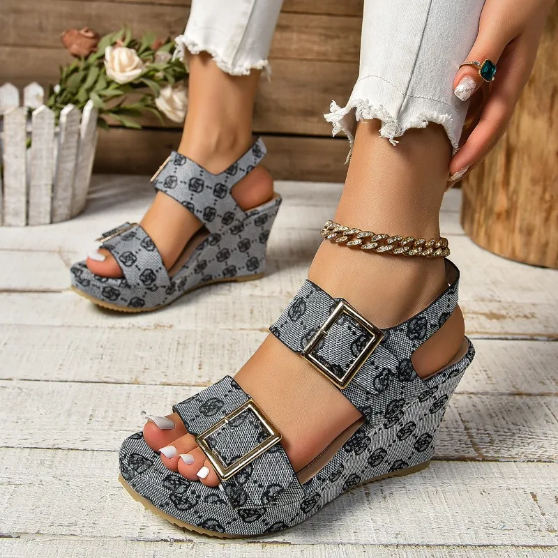 Women Luxury Super High Heel Wedges Modern Sandals 2024 Summer Designer Buckle Strap Mixed Colors Wedges Platform Shoes Slippers