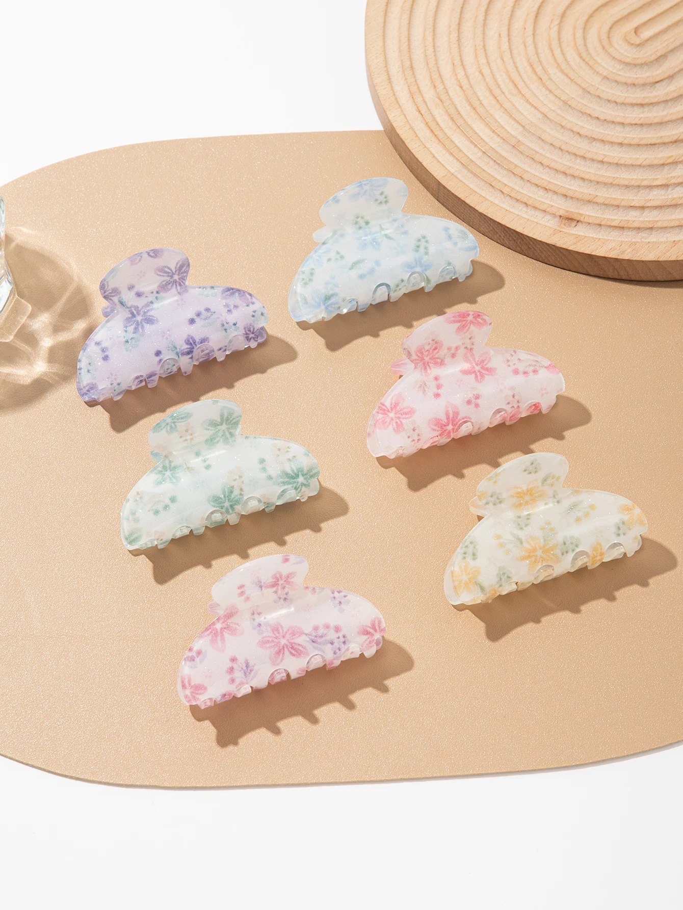 Pétales d'acide acétique peints à la main, étoiles brillantes, couleur dopamine, griffes semi-circulaires, accessoires pour cheveux de fête, 1PC