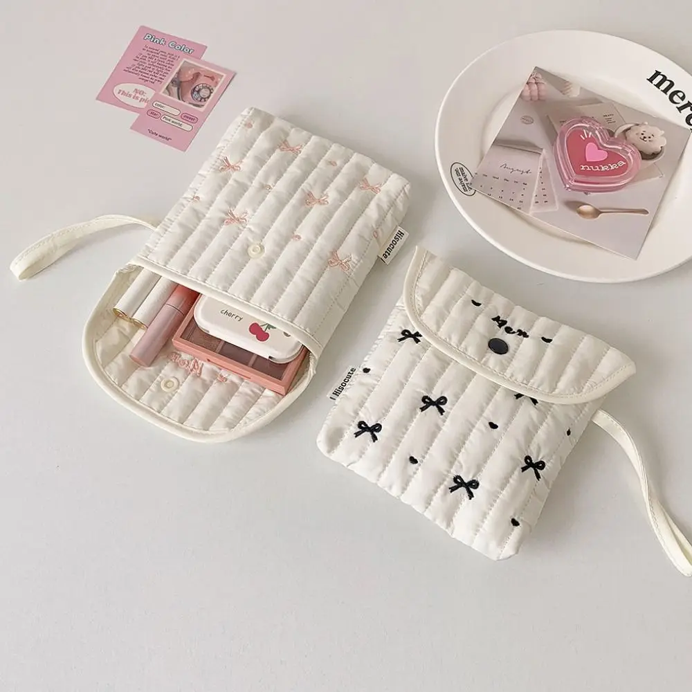 Grote capaciteit borduurwerk kersen cosmetische tas strik menstruatie handdoek opslag maandverband opbergtas tas voor kleine voorwerpen