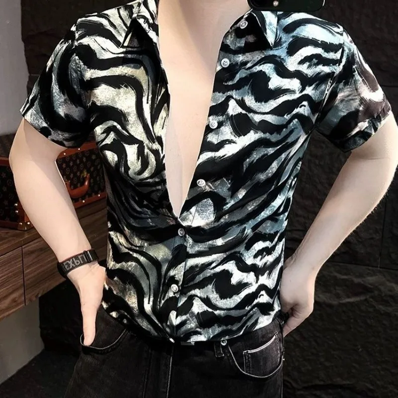 

Striped printed men's short-sleeved shirt new summer thin men's shirt fashionable casual tops JJ1534
