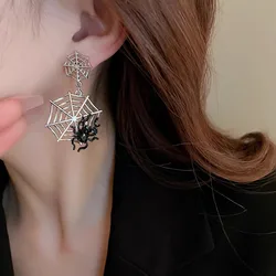 Sexy Goth Spider Earring Exaggerated Grid Women's Earrings Advanced Temperament Ear Jewelry Earnails Wholesale