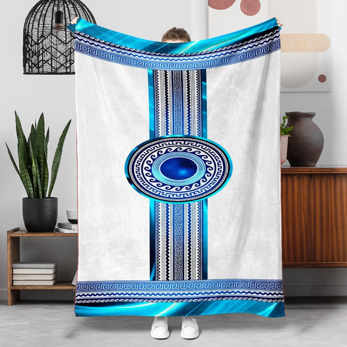 Blue Greek Key Pattern Throw Blanket Cozy Fleece Throw for Sofa Bedding Boho Decor Gift 150x230cm
