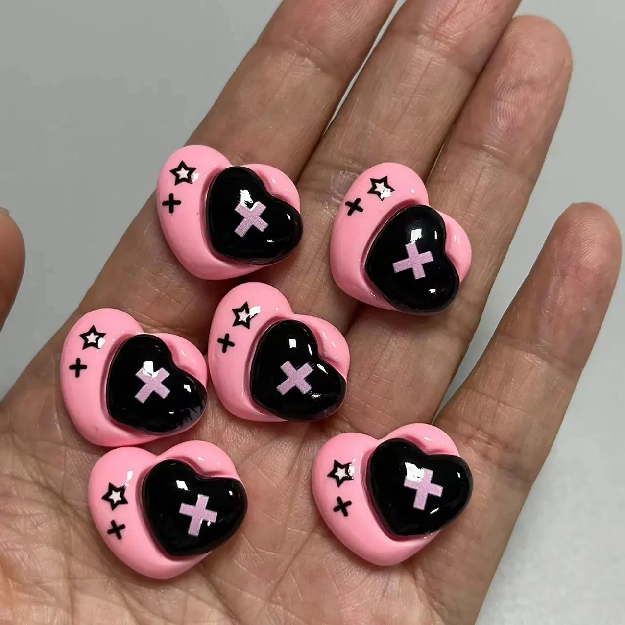 

10Pcs Halloween Cool Bow Love Heart Sweet Pink Bowknot Skull Head Magic Wings Decoration Junk Phone Case Hair Accessories Charms