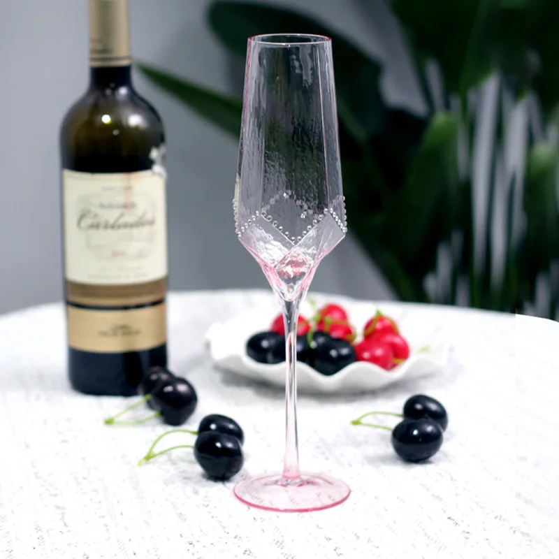 High Aesthetic Diamond Studded Wine Glasses, Light Luxury Cocktail Glass, Vintage Glass High Footed Cup, Party Champagne Glass