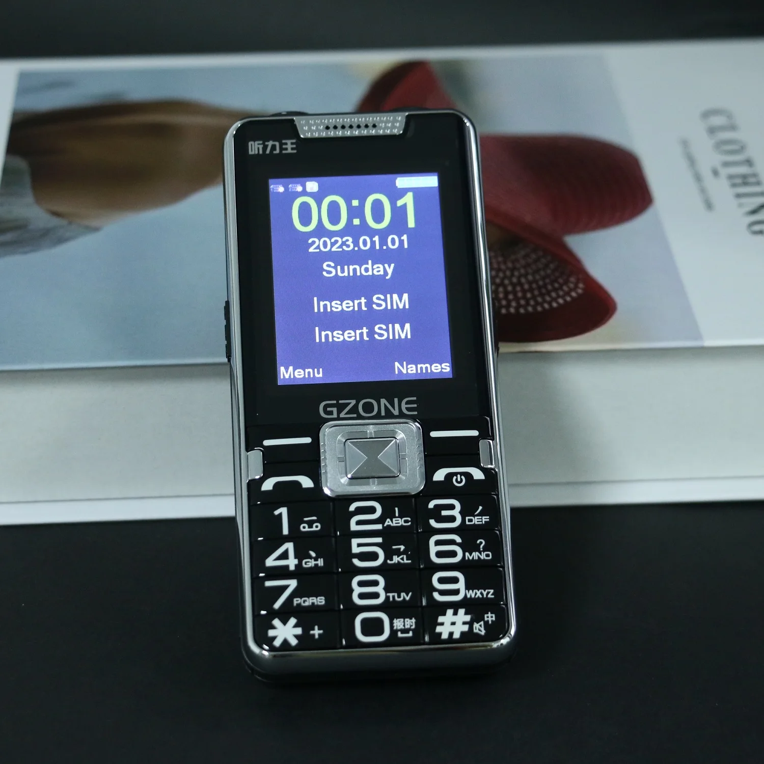 2G GSM Feature Phone SOS Call Fast Dial 2.4" Display Large Keypad Super Loud Speaker Dual SIM Blacklist Dual Torch Long Standby