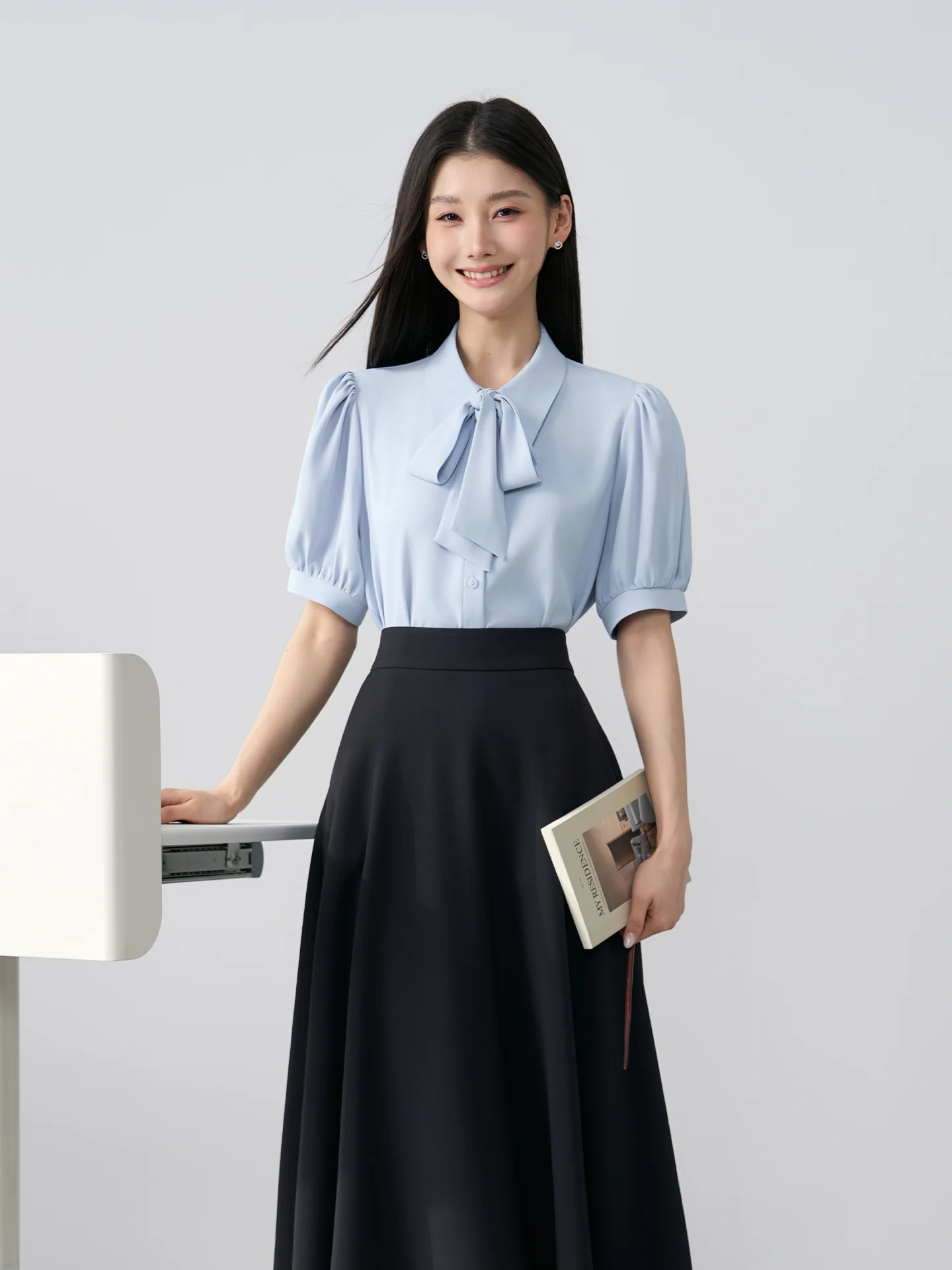 

Синяя женская блузка Miss Bird с коротким рукавом, летняя, для офиса, из шифона, для собеседований, профессиональная, немнущаяся, из полиэстера