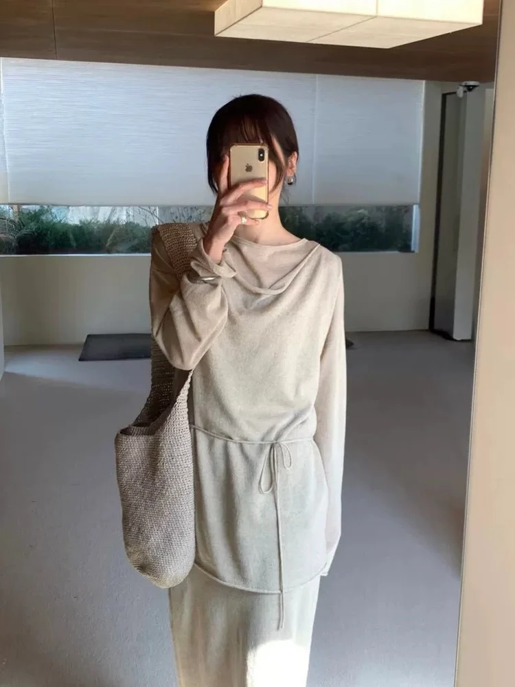 

Spring Summer 2026 Dongdaemun Mia Knitted Vest And Skirt Set Sleeveless Mid-Length Fashion Ensemble for Women Korean Style