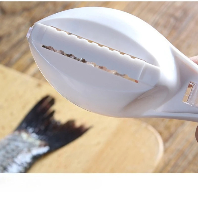 Raspador de escamas de pescado con tapa, raspador de escamas de pescado de plástico para el hogar, herramienta de cepillado de descalcificación Manual, 1 ud.