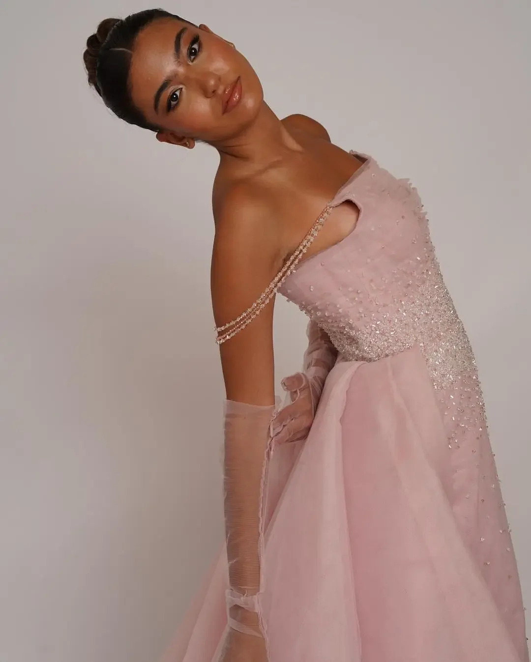 Gownvestidos de gala Backless New Arrive Classic Delicate Occasion Dress Banquet Gaun acara Off Shoulder Customize