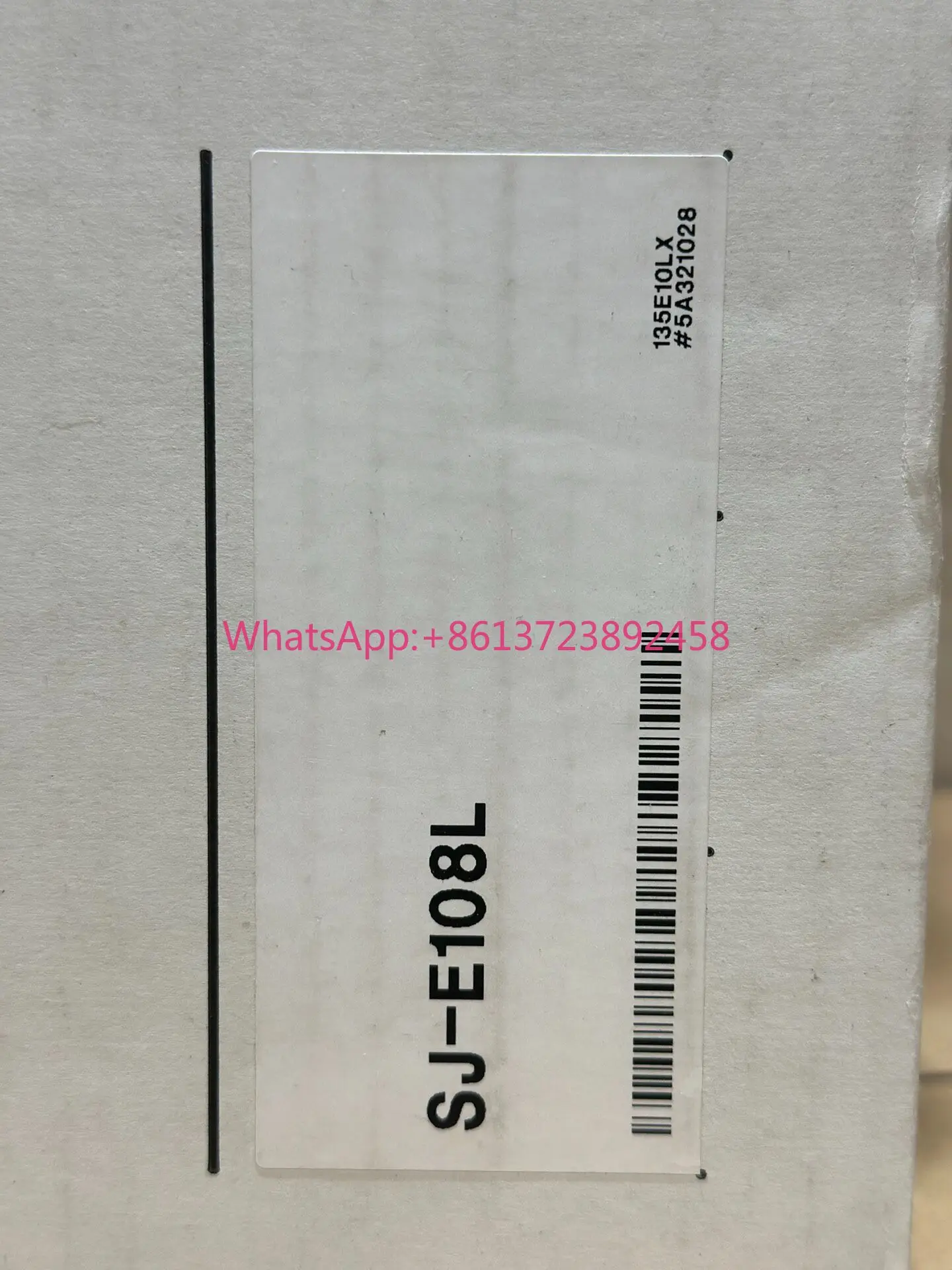 

KEYENCE SJ-E108L SJ-C2U A new and original set