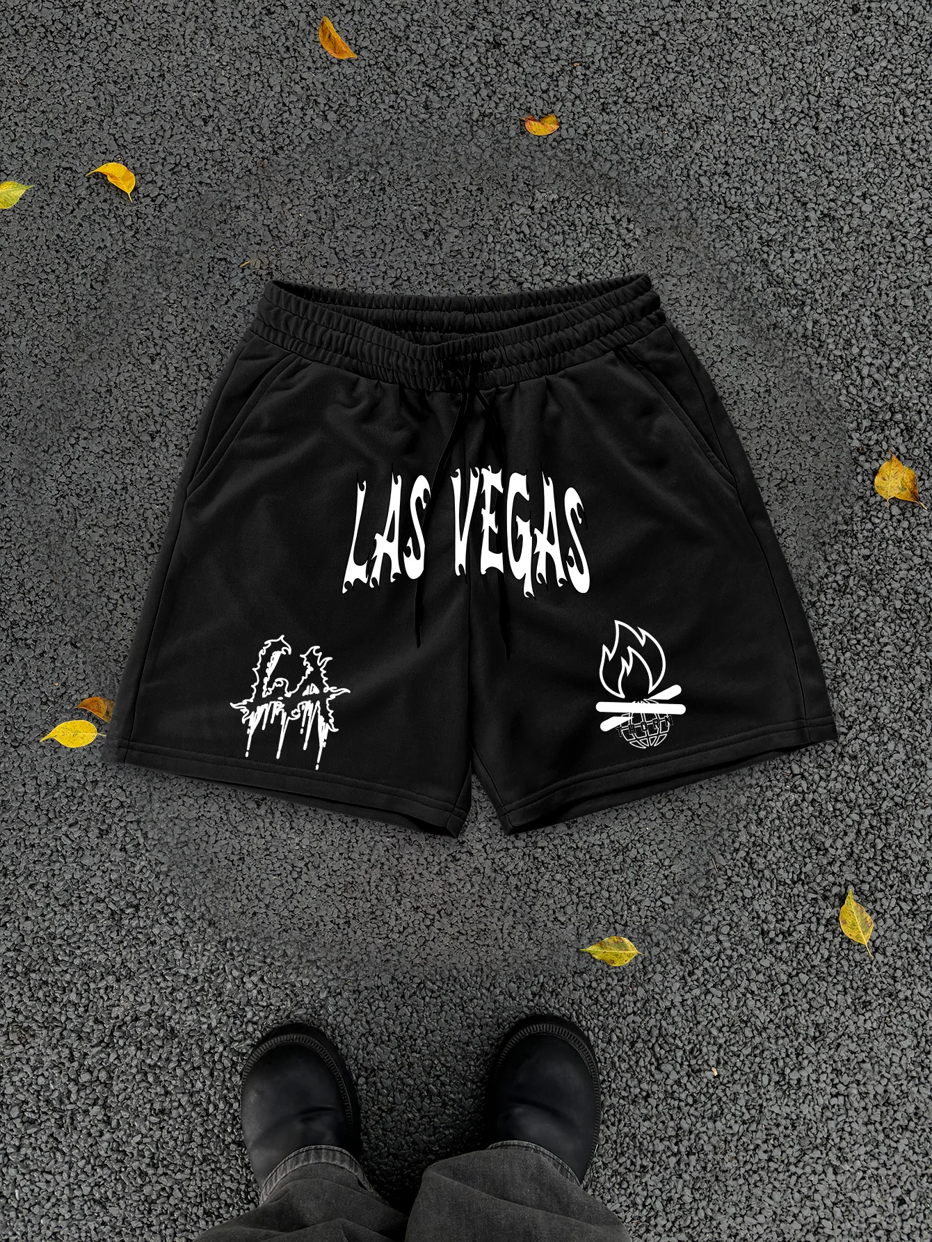 

Men's Fire&Letter Pattern Casual and Sporty Style Shorts Comfortable Lightweight for Summer Outdoor Activities，Y2K