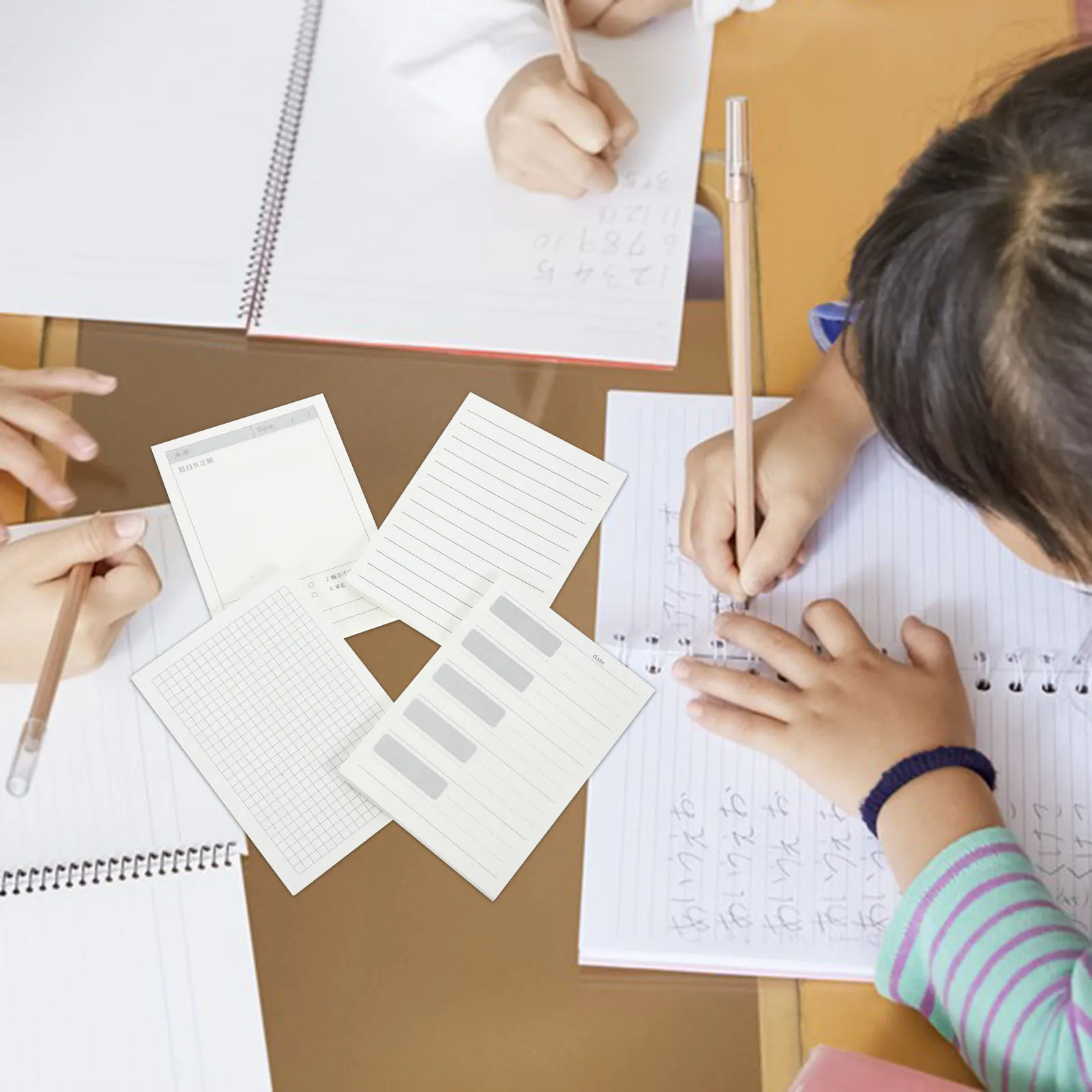 4 Buah Buku Catatan Memo Lembaran Catatan Tempel yang Dapat Dilepas, Tab Tempel Kecil Portabel untuk Penggunaan di Sekolah, Kantor, Rumah, Buku Catatan Ide