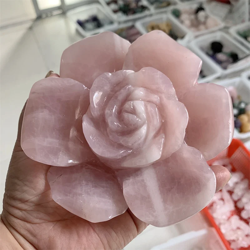 

14cm Natural Rose Quartrz Crystal Flower Hand Carvings Handicraft Ornaments Gift Energy Gem Home Decoration 1pcs