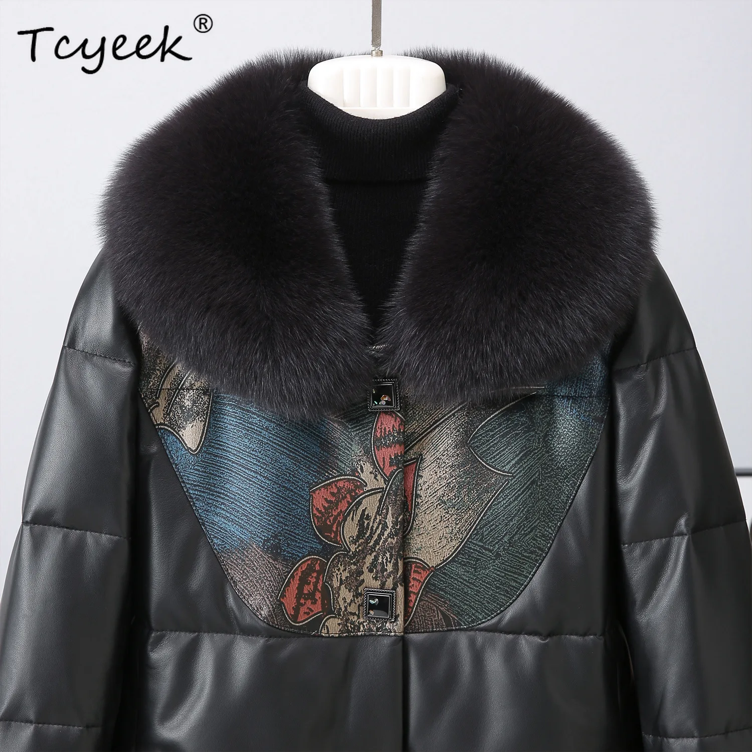 Tcyeek جلد الغنم الحقيقي جلد طبيعي أسفل سترة النساء الملابس الشتوية الثعلب الفراء طوق الدافئة أوزة أسفل معطف المرأة معاطف 2025