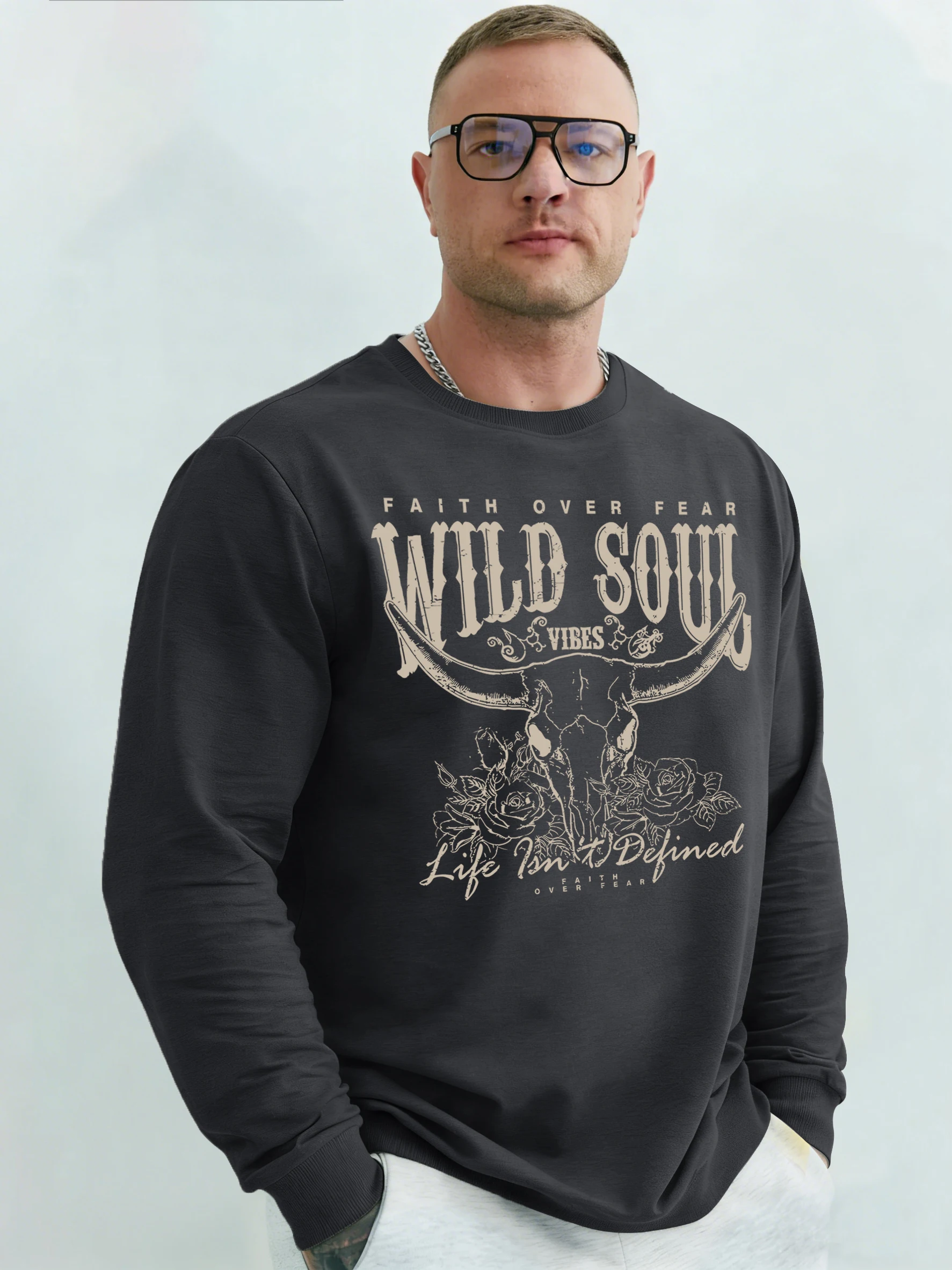 Sudadera de calle con estampado de huesos de cabeza de vaca Wild Soul para hombre, Top informal de lana con cuello redondo, ropa holgada de Hip Hop, ropa Retro suave de manga larga para hombre