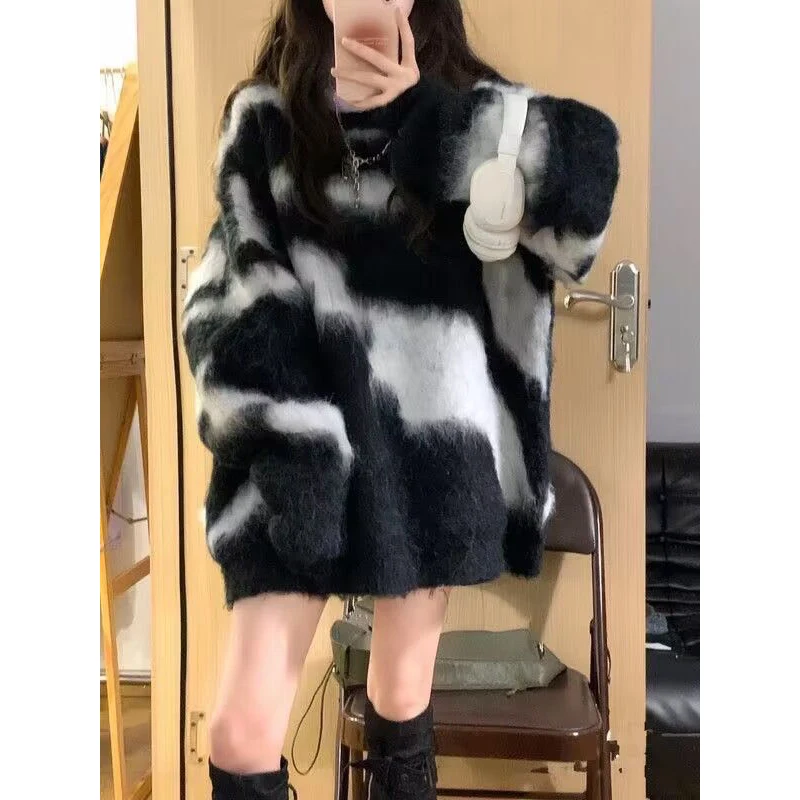 Korean Version Lazy Style Thickened Imitation Mink Sweater Women\'s Autumn Winter Round Neck Warmth Loose Design Long Sleeved Top