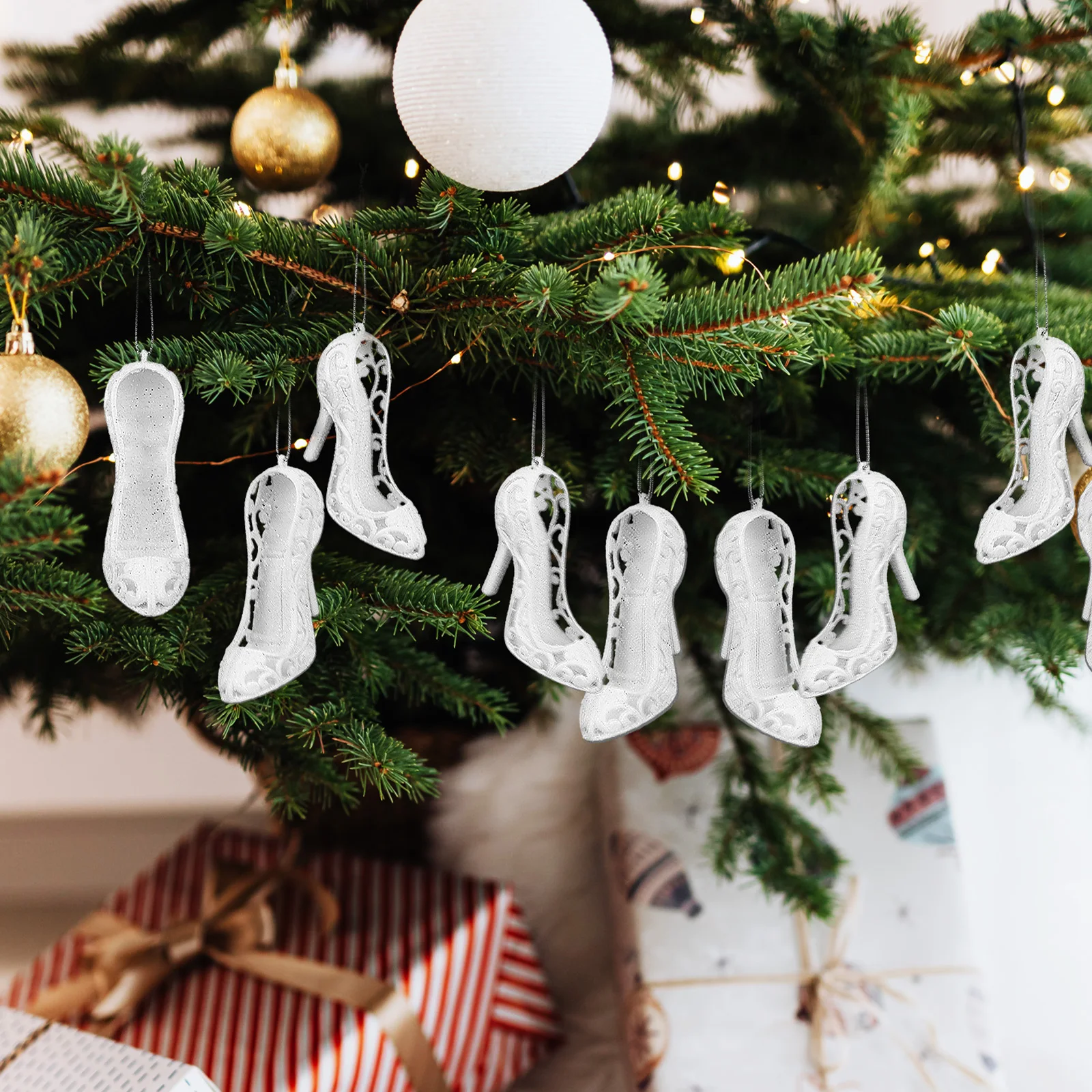 

24Pcs Stylish High Heel Tree Pendants Easy to Hang Party Decoration for Christmas Wedding Bridal Shower Holiday Event