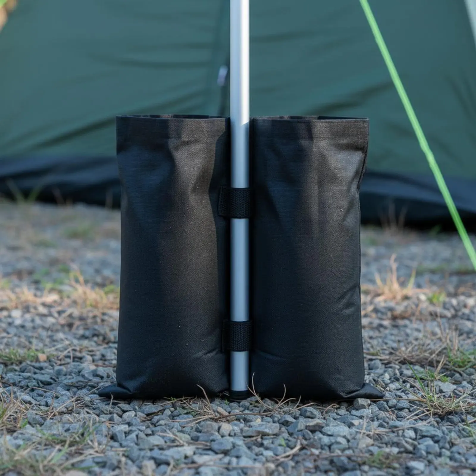 Bolsa de peso para sombrilla, gazebo y tienda – Resistente al viento - imagen 2