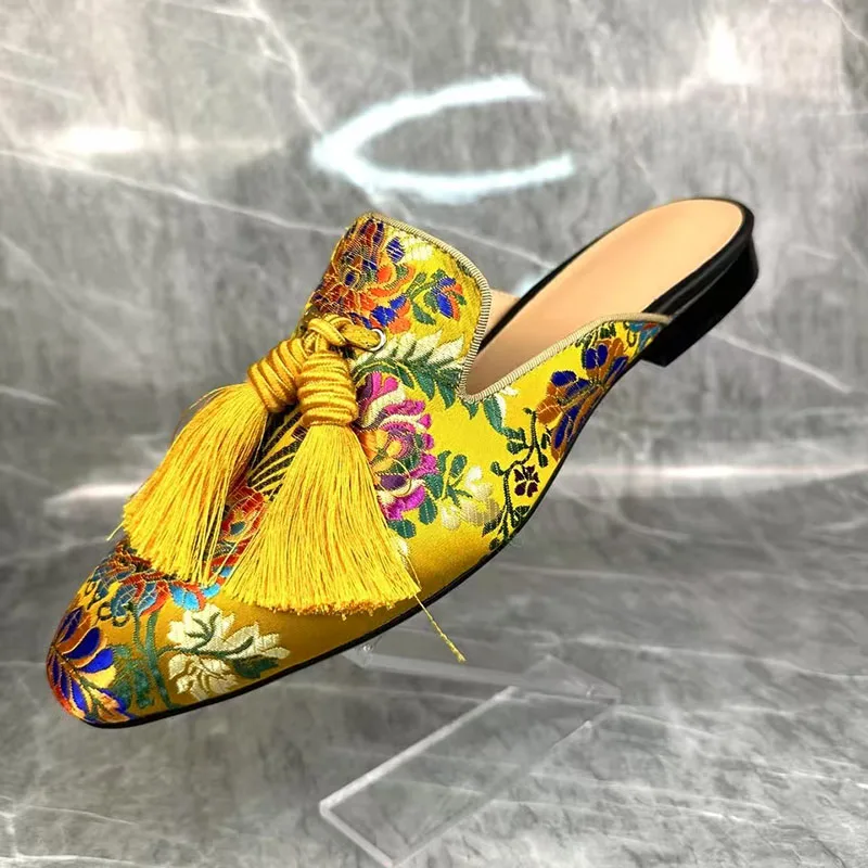 Gold Tassel Slippers Man Pointed Toe Luxury Embroidered Flat Shoes Men Fashion Sandals