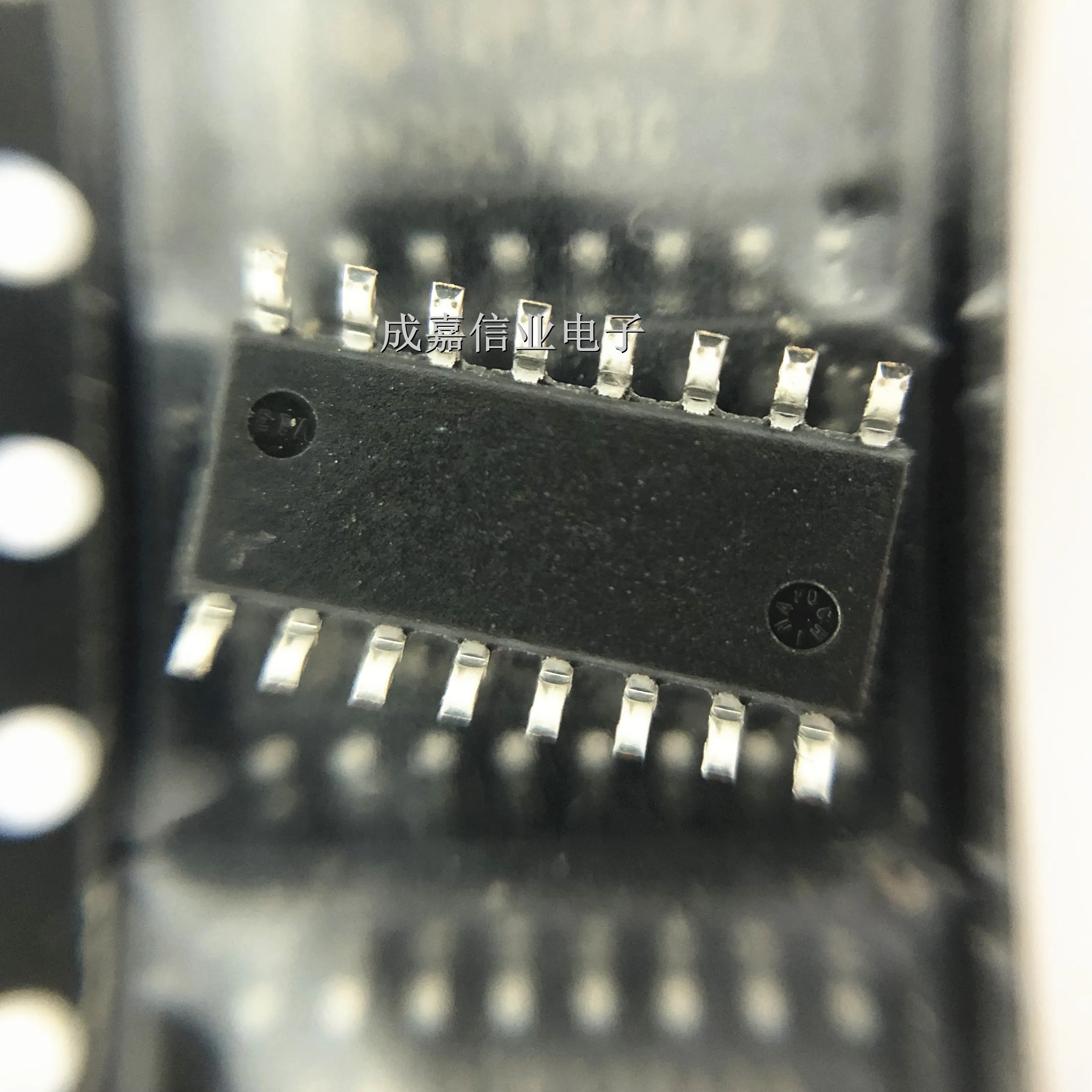 10pcs/Lot AM26LV31CDR SOIC-16 AM26LV31C Buffers & Line Drivers LoVltg Hi-Sp Quad Diff Line Driver