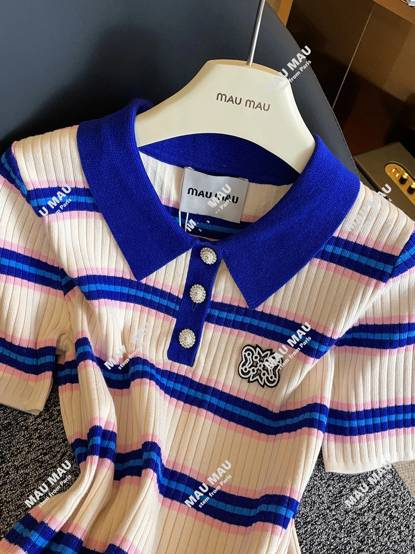 

Casual Versatile Striped Ne Knitted Top High-End Women's Faion Nu 2025 Autumn New Sle Commute Simple Regular Fit