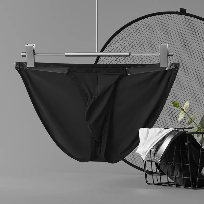 

Мужские шелковые трусы с низкой посадкой, черные бесшовные трусы-бикини с мешочком, невидимый пояс, нижнее белье,