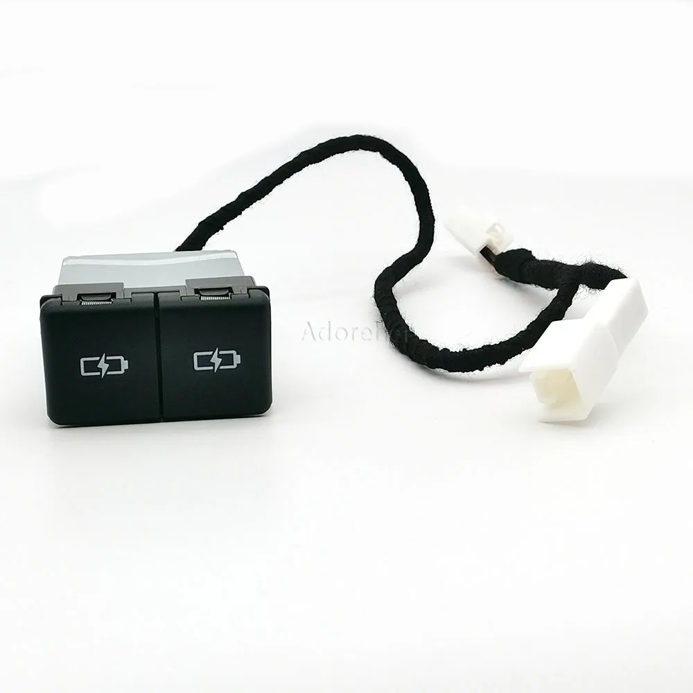 12V 24V Car Charger Dustproof Socket Dual USB Type-C Charging Outlet Power Adapter For Toyota Camry Avalon Highlander Levin RAV4