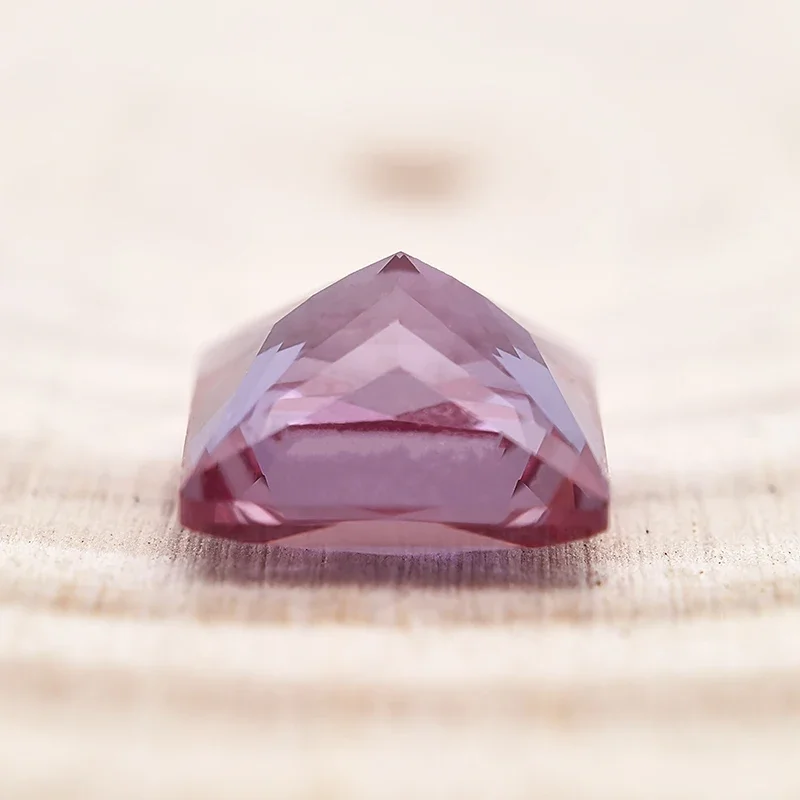 Im Labor gezüchteter Alexandritstein in verschiedenen Formen, violette Farbe, Charms-Perlen für DIY-Schmuckherstellung, Materialien wählbar, mit Zertifikat. – Detail 10