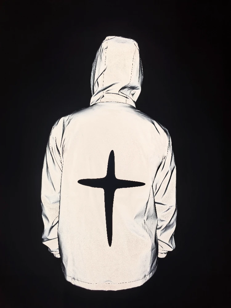 

Мужская светоотражающая куртка с перекрестным принтом, новая, свободного кроя, для активного отдыха, спорта, светящаяся, для бега, модная уличная одежда