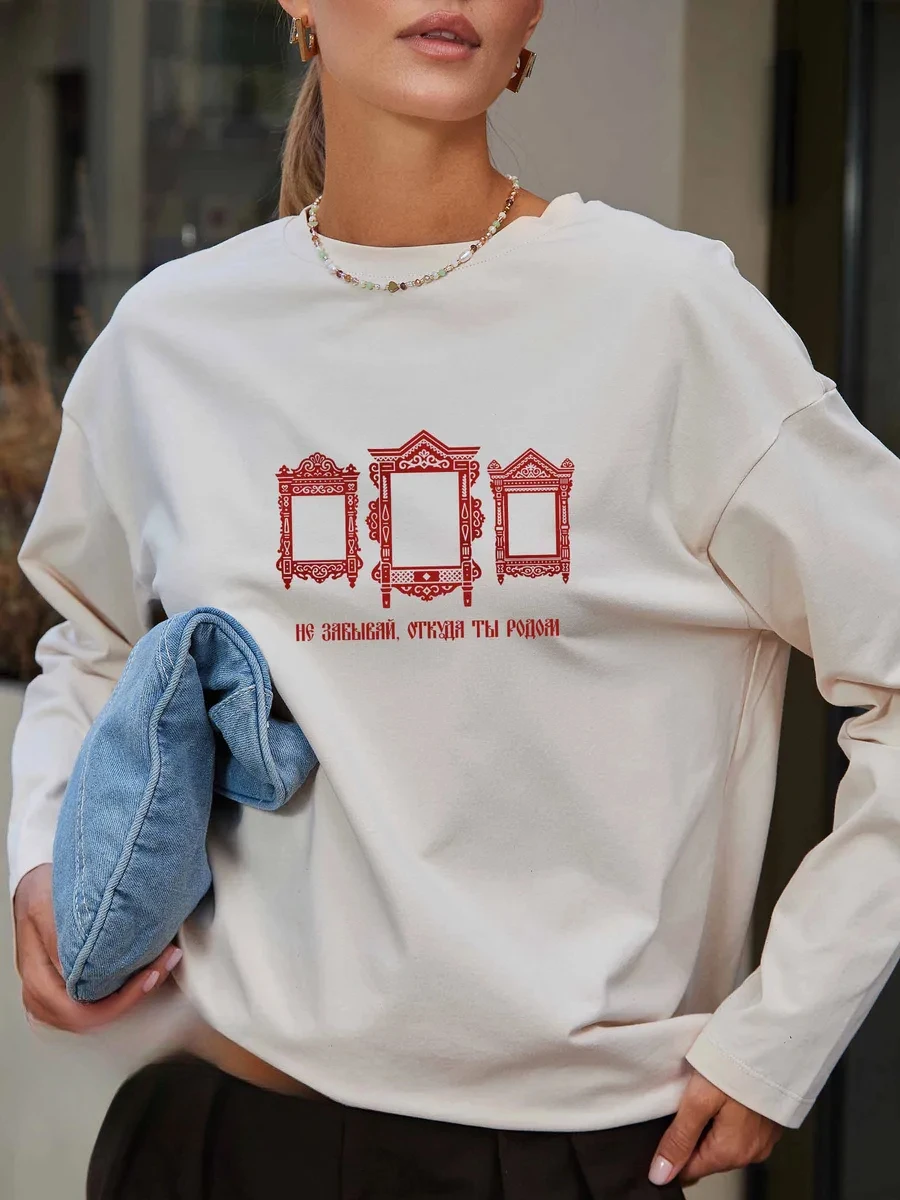 Autumn Women's Cotton Casual Long Sleeve T‑Shirt Ethnic Red Frame Ornament Graphic Print Loose Top Vintage Ladies Basic Tee