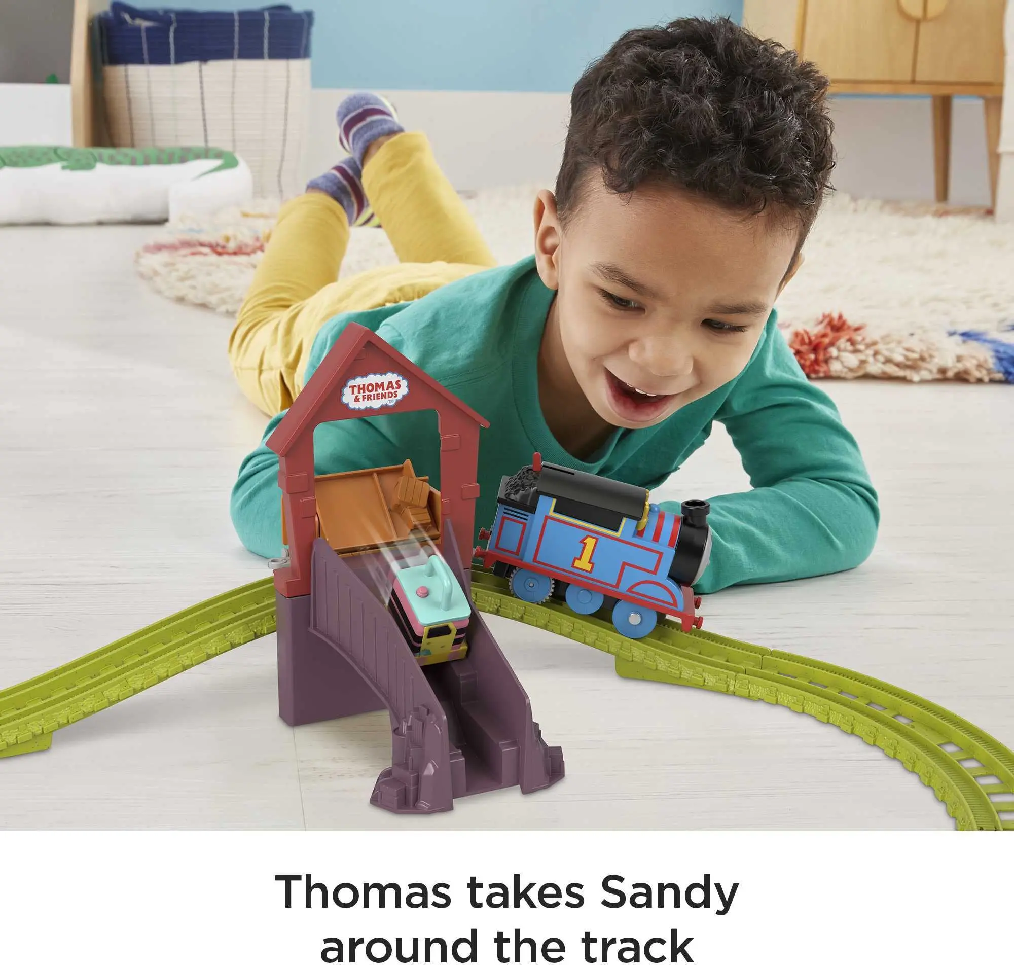 Thomas & Friends Fix 'em Up Friends Toy Train Set with Carly the Crane, Sandy the Rail Speeder & Thomas Motorized Toy Train Set