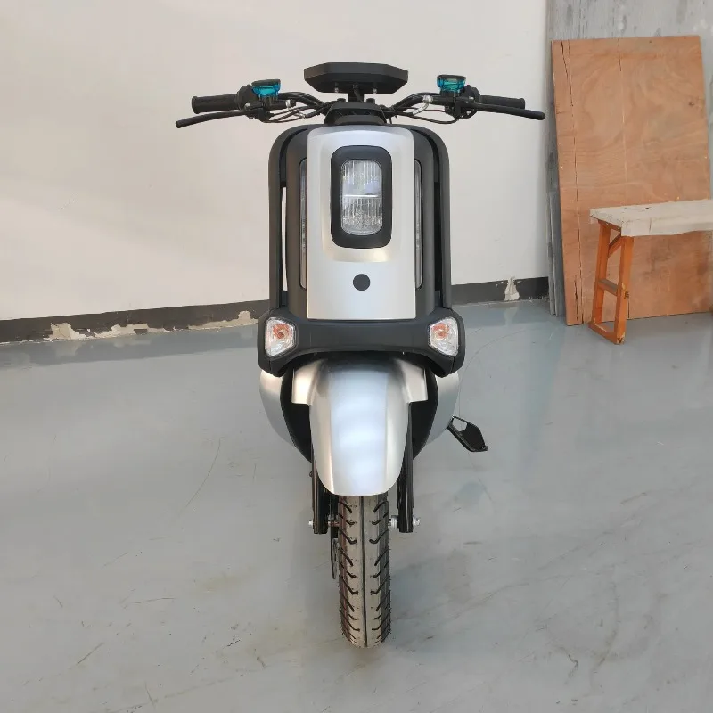 

peiqiDelivery Pizza Scooter Loding king 50kmh 1500W Electric Motorcycle With 72v50Ah Electric