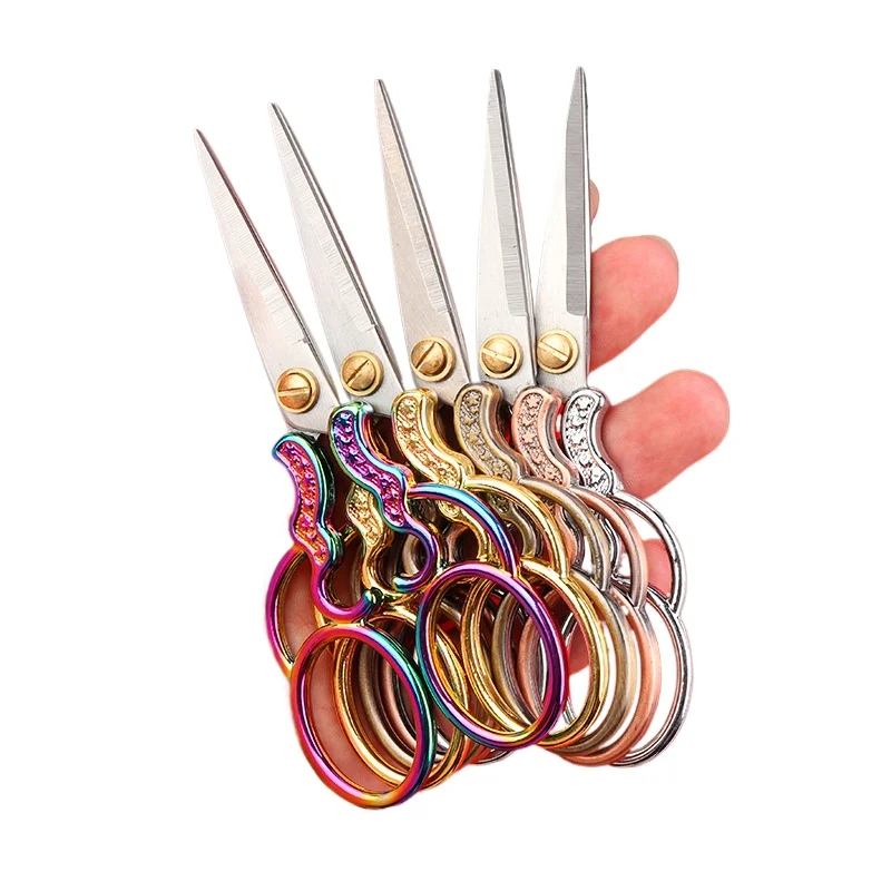 

Retro Scissors Stainless Steel Paper-cut Embroidery Scissors DIY Handmade Pointed Scissors, Gift Alloy Small Scissors