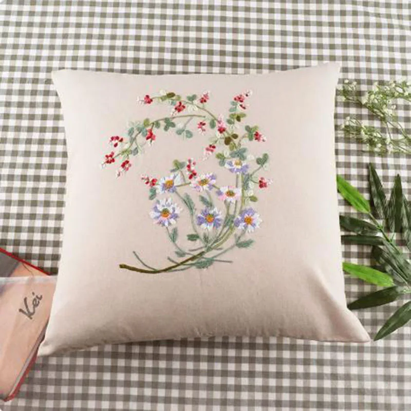 DIY 3D Embroidery Kit for Beginners – European Style Pillow Case Cover Embroidery Set with Pattern & Tools – Home Decor Gift