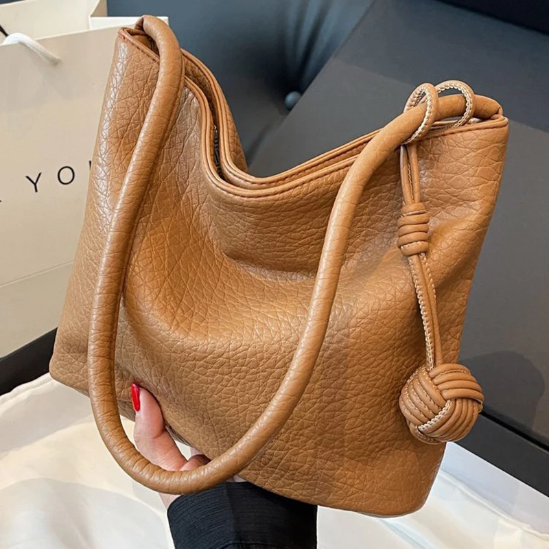 

Korean Style Large Capacity Women Bucket Bags 2023 New Solid Color Soft Leather Handbag Casual Versatile Single Shoulder Bag