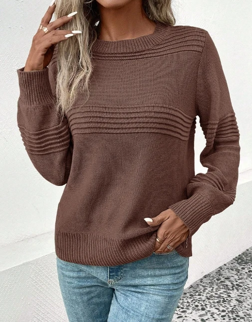 Long sleeved solid color women's sweater