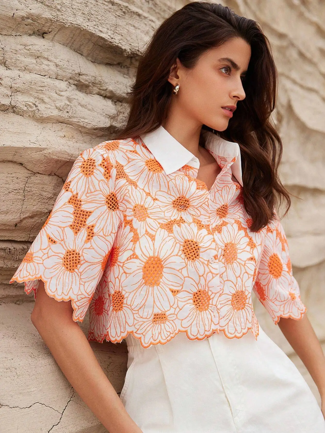 

Elegant Daisy Embroidery Hollow Out Short Sleeve Shirt