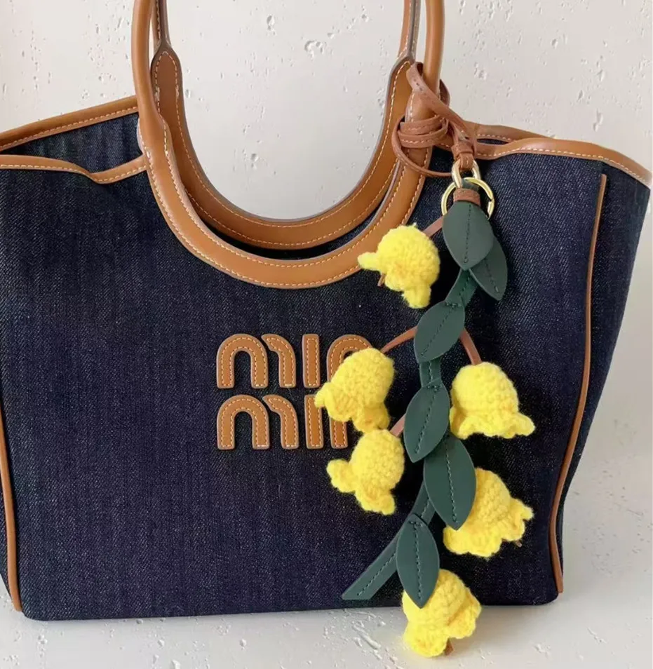 

Новая вязаная сумка с цветами в виде лилии, подвеска для сумки, кошелька, рюкзака, подвесное украшение, брелок для ключей, брелок