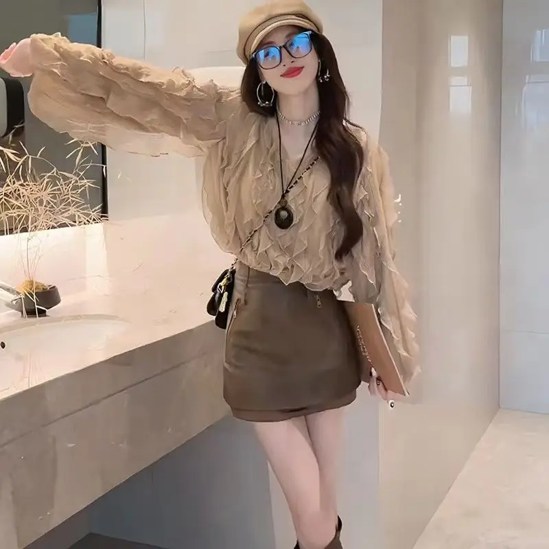 

Французская рубашка с рюшами для женщин осенью, новый дизайн, модный нишевый шикарный топ с длинными рукавами