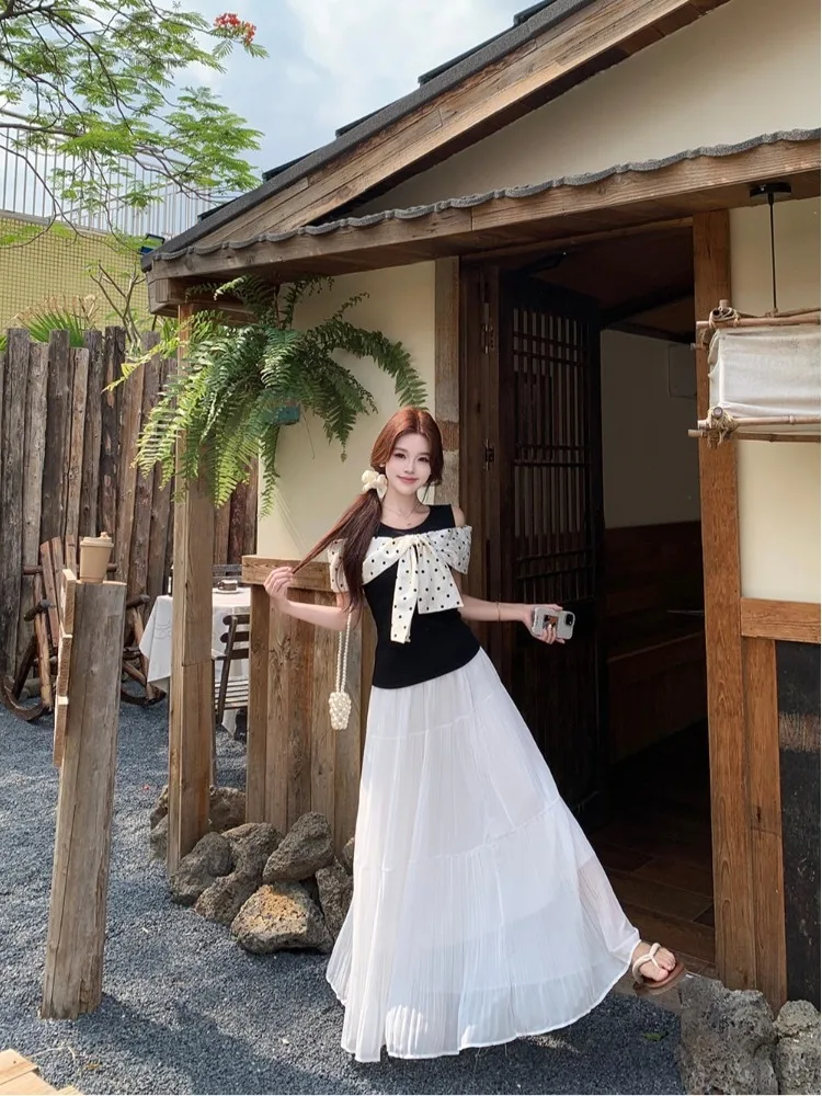 

plus Size Summer New Knot Splice Shoulder Black Short Sleeve T-Shirt High Waist Pleated Half Skirt Fashionable Swee...