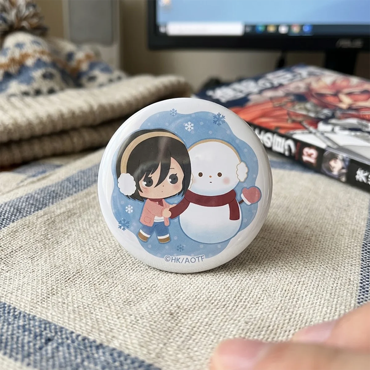 Anime Attack on Titan AOT 6cm Badge Set, Fan Collectible, Halloween Souvenir, Ornament for Manga Lovers Keychain