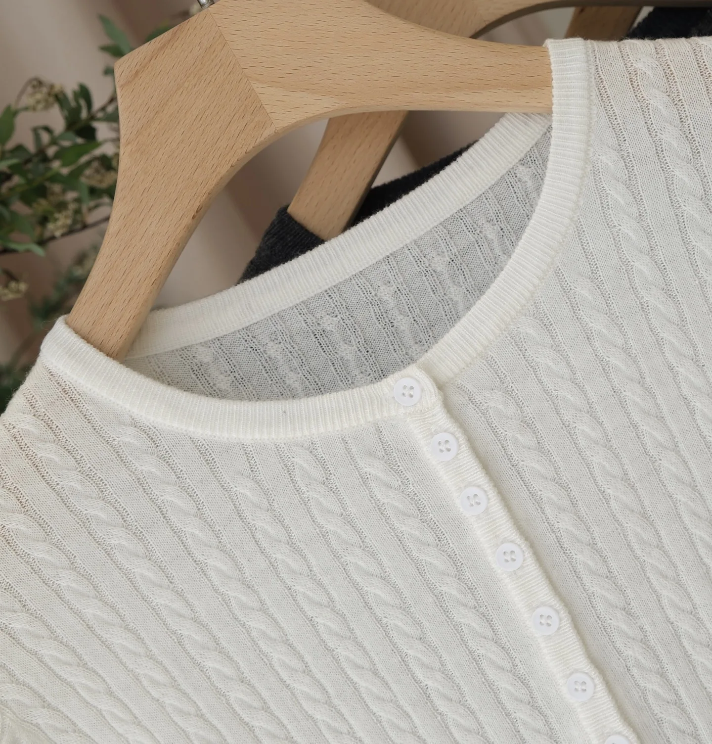 เสื้อสเวตเตอร์ไหมพรมถักลายเคเบิ้ล สไตล์ลำลอง แฟชั่นย้อนยุค คุณภาพสูง สำหรับผู้หญิง ต้อนรับต้นฤดูใบไม้ร่วง