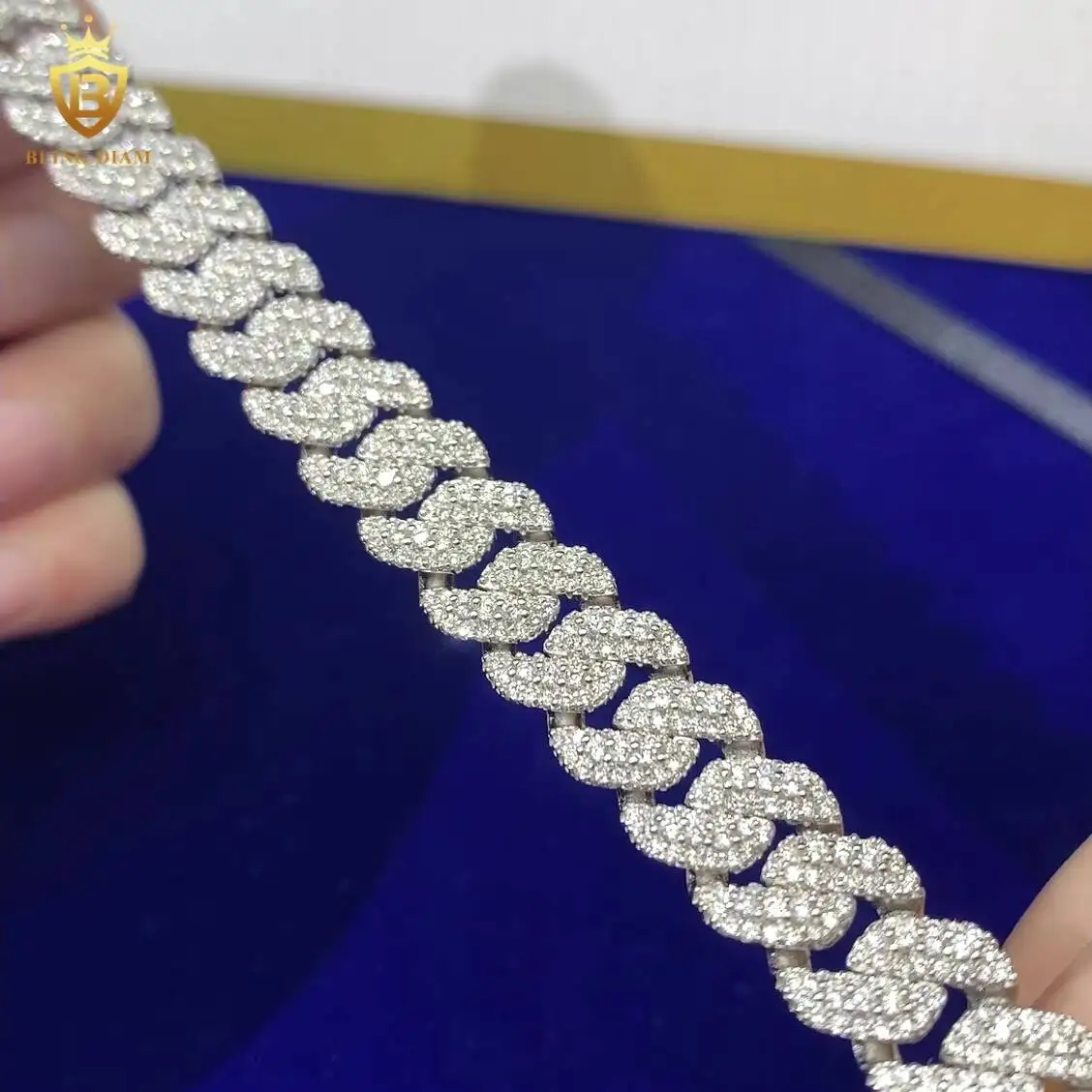 Luxury 10MM Iced Out Moissanite Diamonds 925 Silver Cuban Chain D Color Moissanite Cuban Link Pass Diamond Test Vvs Moissanite C