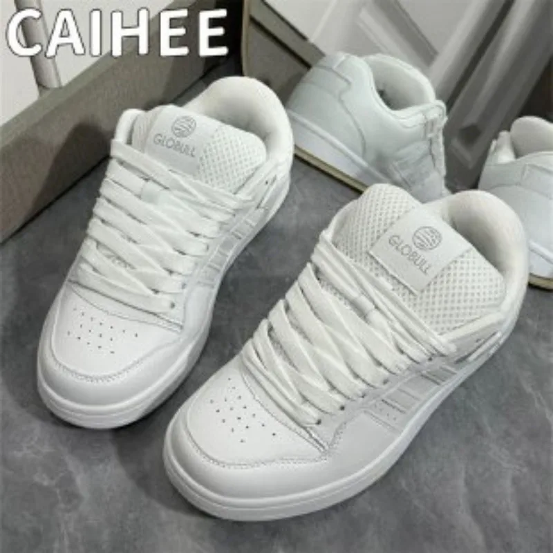 Leuchtend gelbe Sneaker für Damen, schwarze Seitenstreifen, Schnürung, niedriger Schaft, Freizeitschuhe, weiße Sohle, Y2K Streetwear, Alltag, süßer koreanischer Stil, zum Gehen – Detail 1