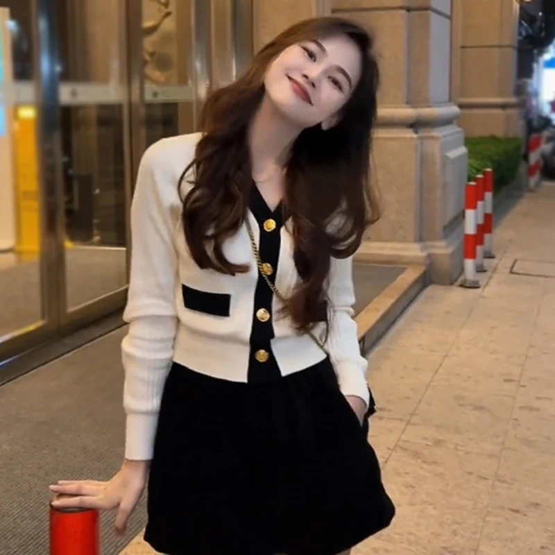 Women V-neck Knitted Cardigan Korean Style Single Breasted Knitted Sweater Spring Autumn Long Sleeve Coat Female Short Cardigan