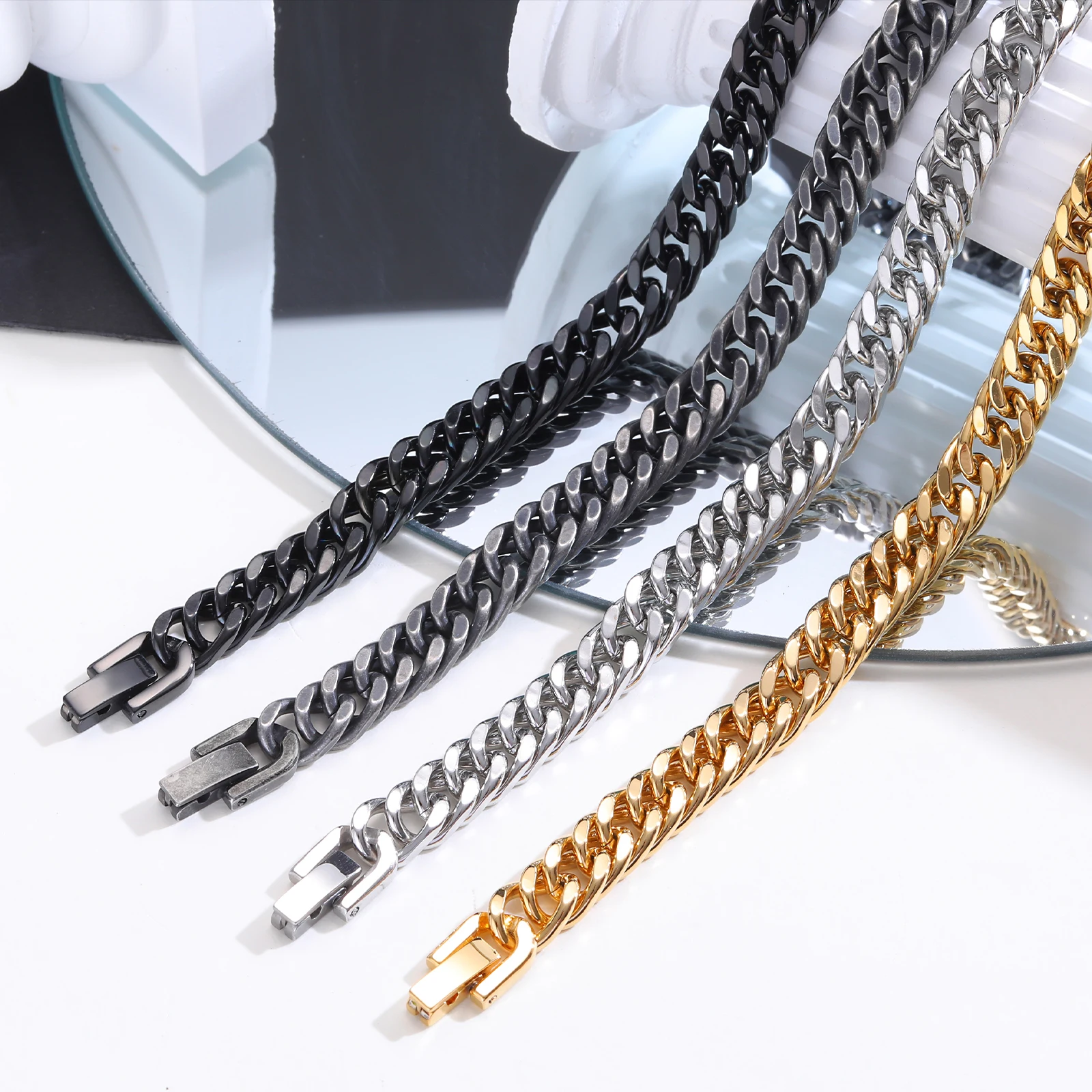 Vnox Men\'s Stainless Steel 8MM Link Chain Miami Cuban Bracelets for Male Boys Gifts Jewelry, Length 19cm/21.5cm