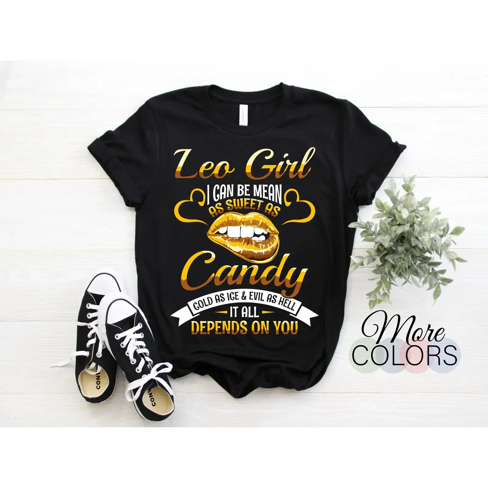 Leo Girl Funny Lips Zodiac Sign T Shirt Horoscope Astrology for July August Birthday Christmas Present vintage Washed graphic