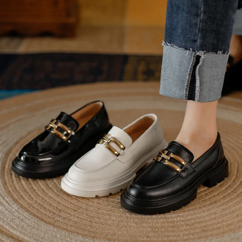 Genuine leather loafers 2024 new style fashionable lightweight casual shoes slip-on thick-soled flat shoes for women